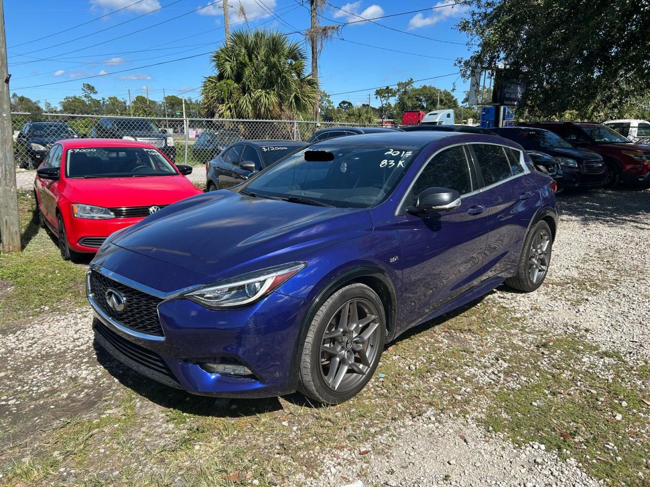 2017 Infiniti Qx30 Base - Фото 2