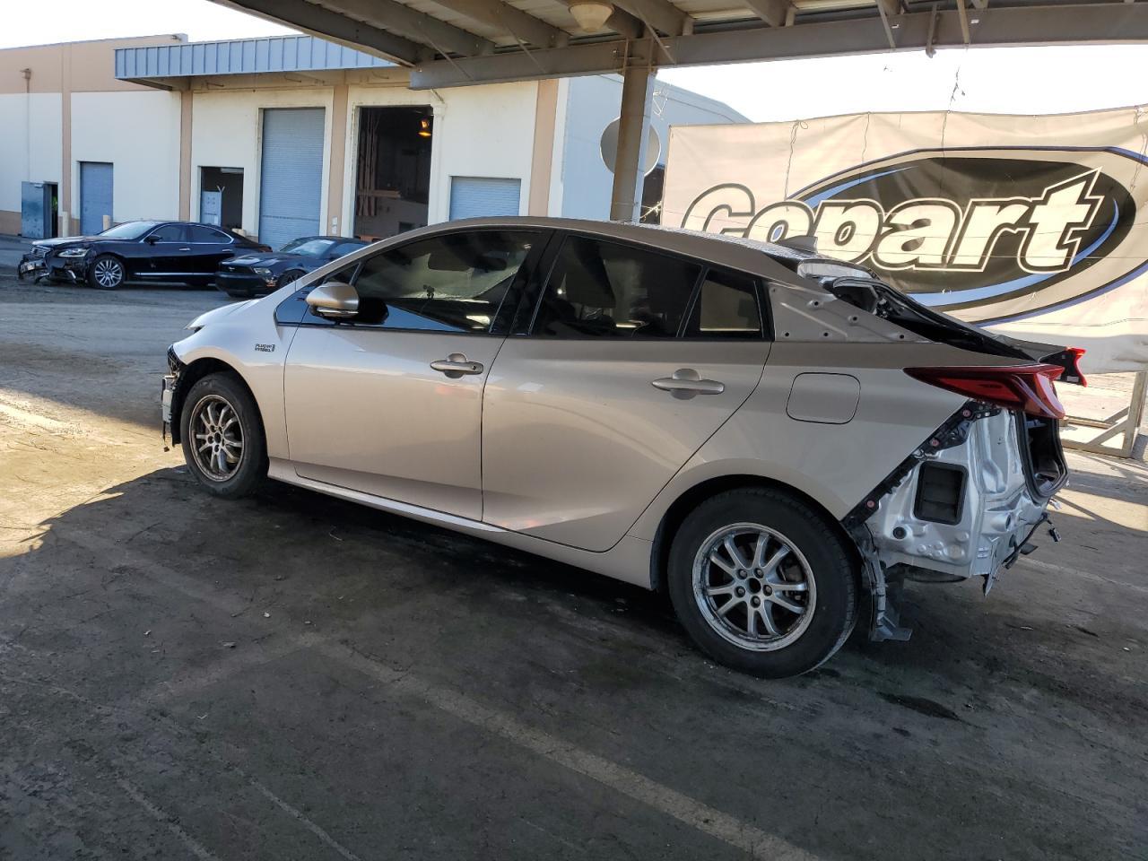 2018 Toyota Prius Prime - Фото 2