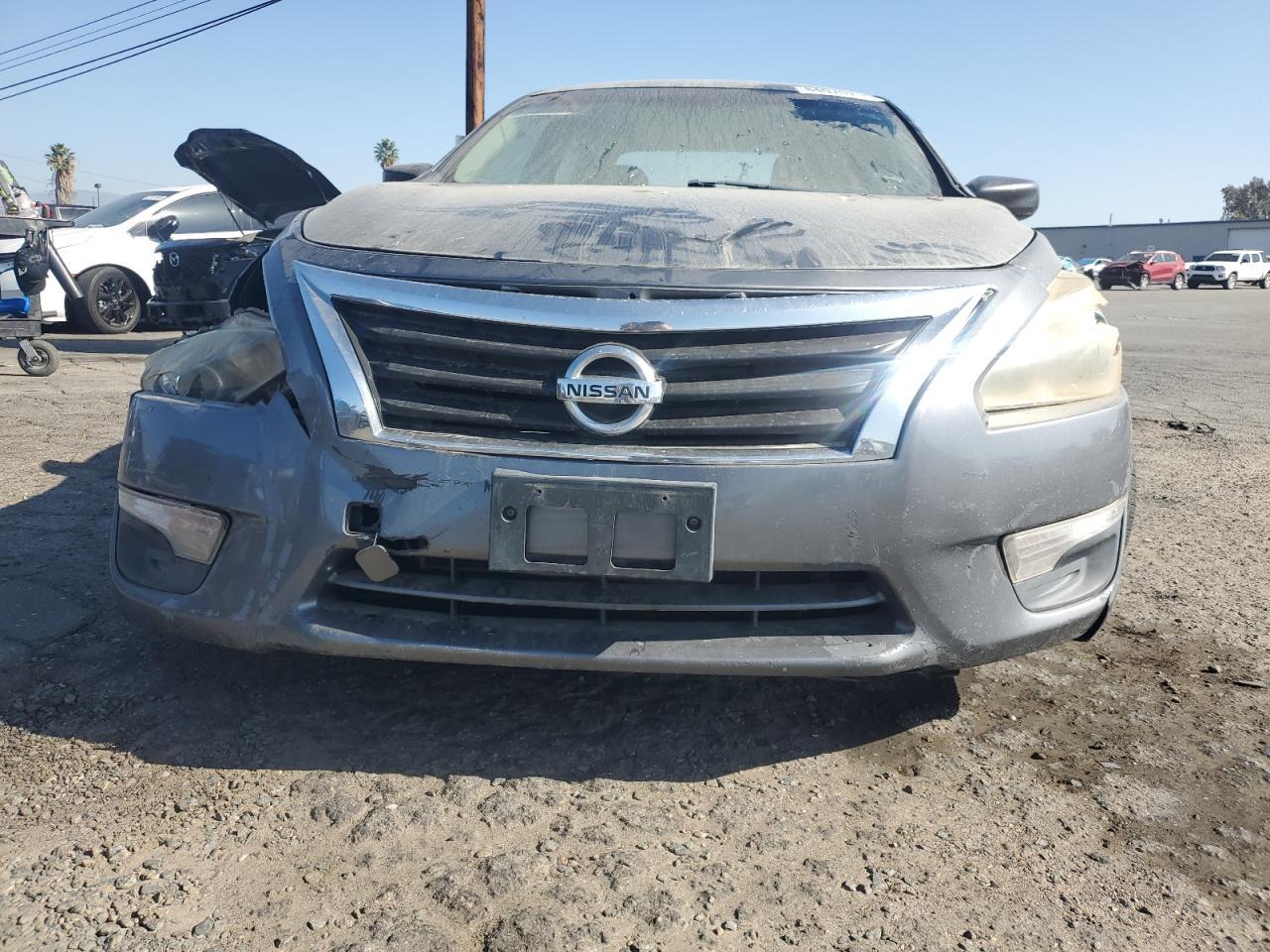2015 Nissan Altima 2.5 - Фото 5