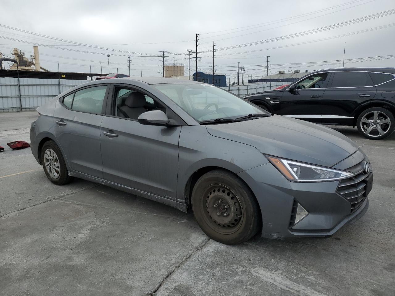 2019 Hyundai Elantra Se - Image 4