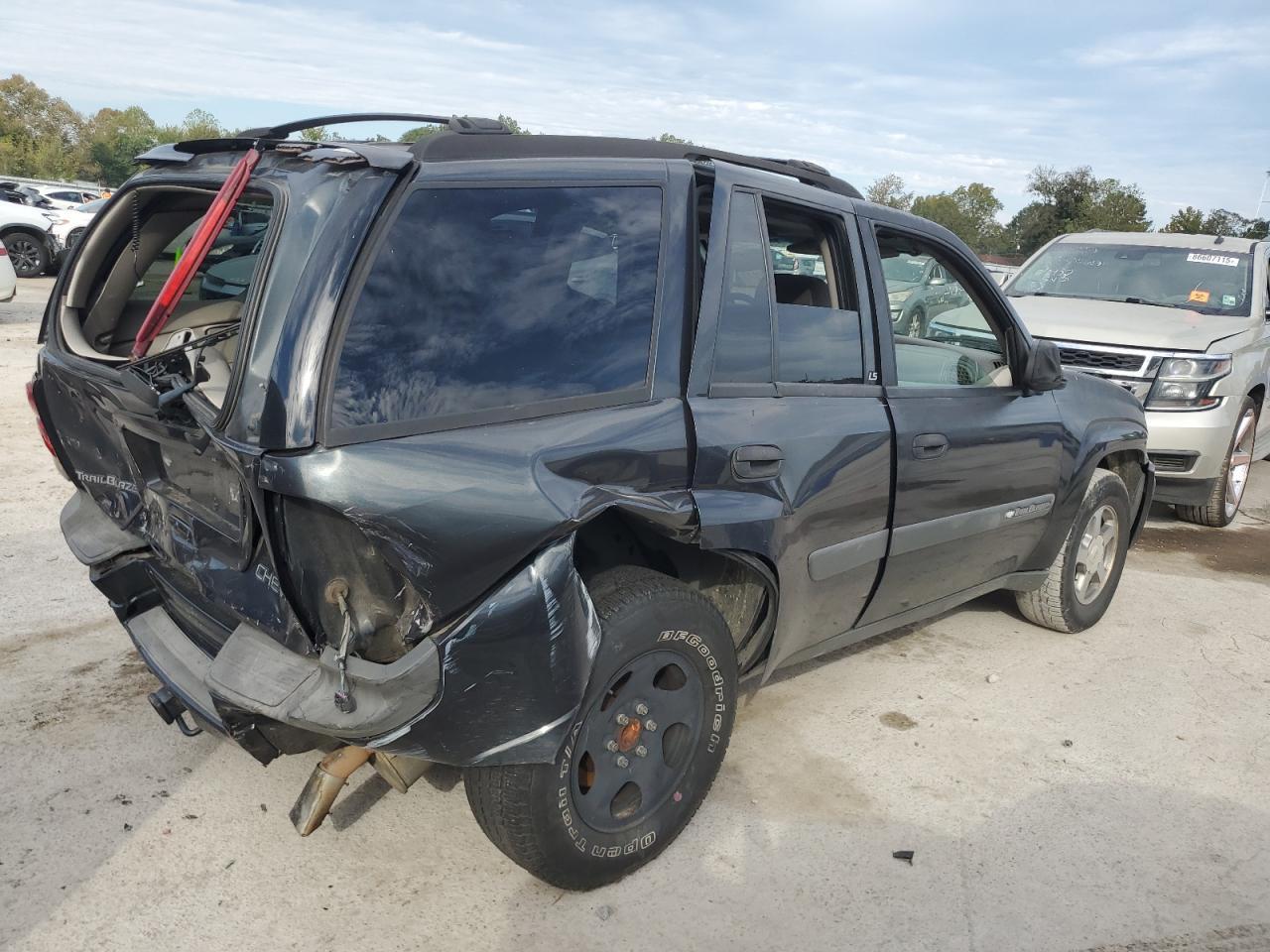 2004 Chevrolet Trailblazer Ls - Image 3