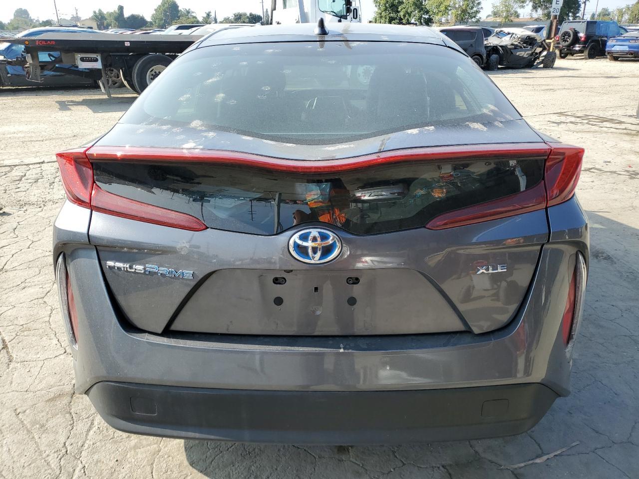 2022 Toyota Prius Prime Le - Фото 6