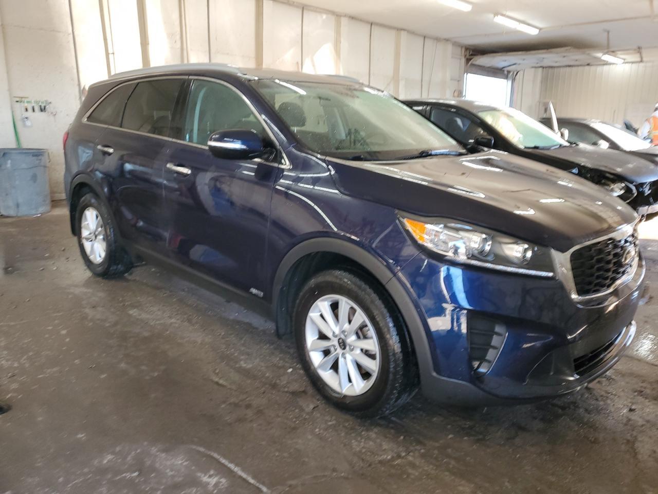 2019 Kia Sorento L - Фото 4
