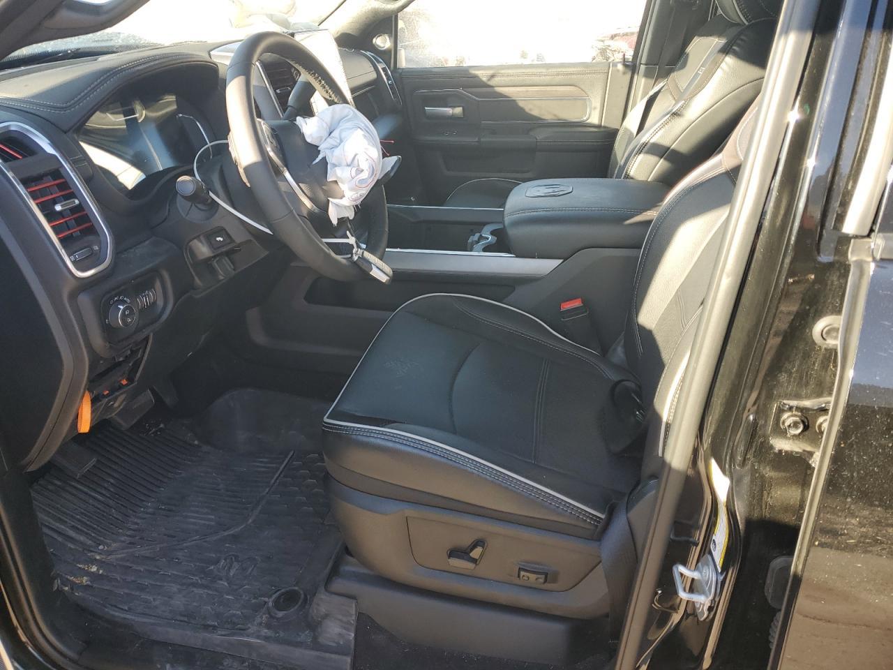 2025 Ram 3500 Laramie - Фото 7