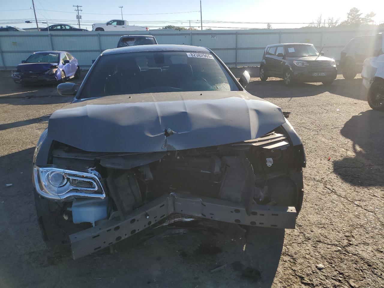 2019 Chrysler 300 S - Фото 5