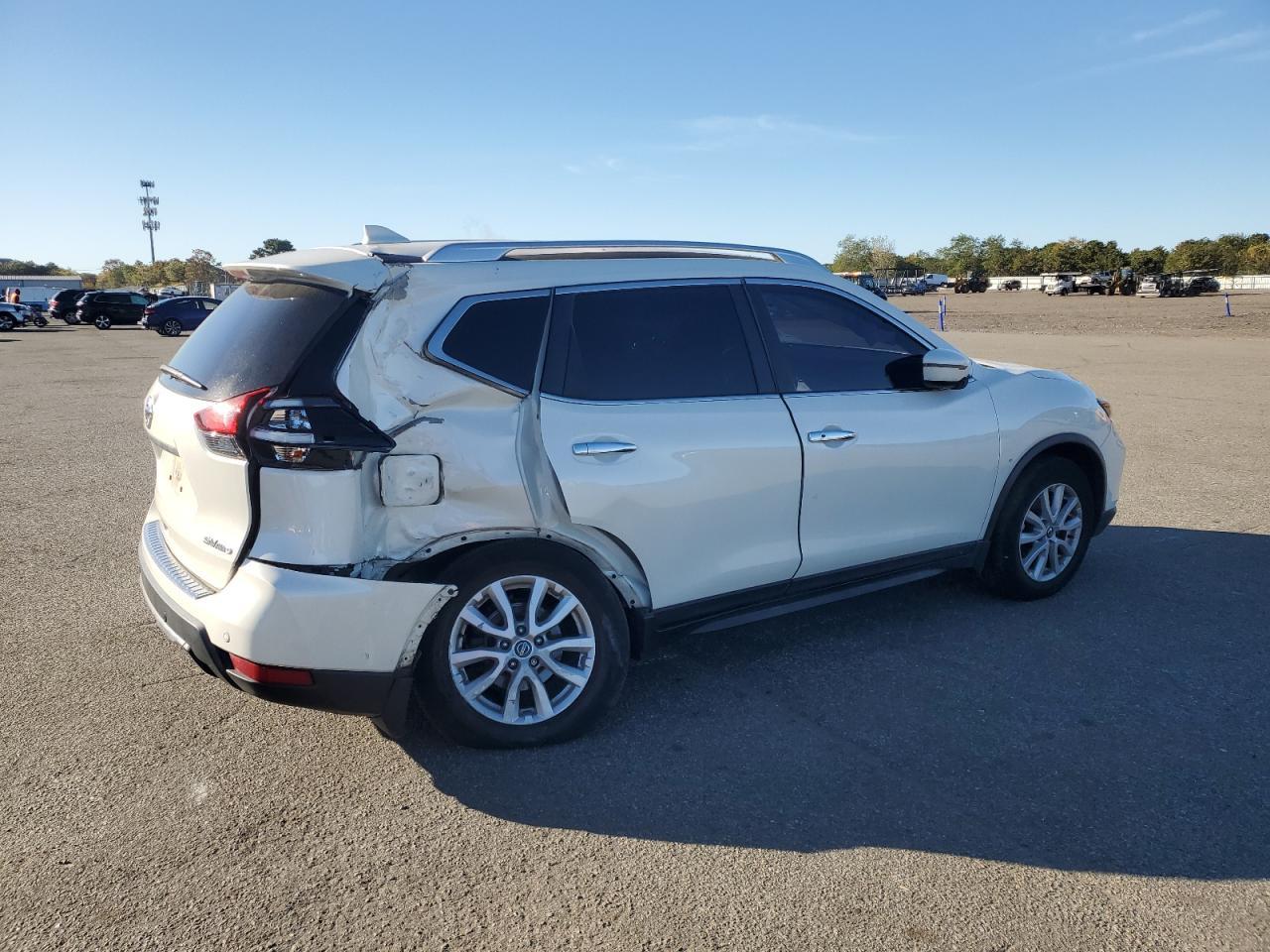 2019 Nissan Rogue S - Фото 3