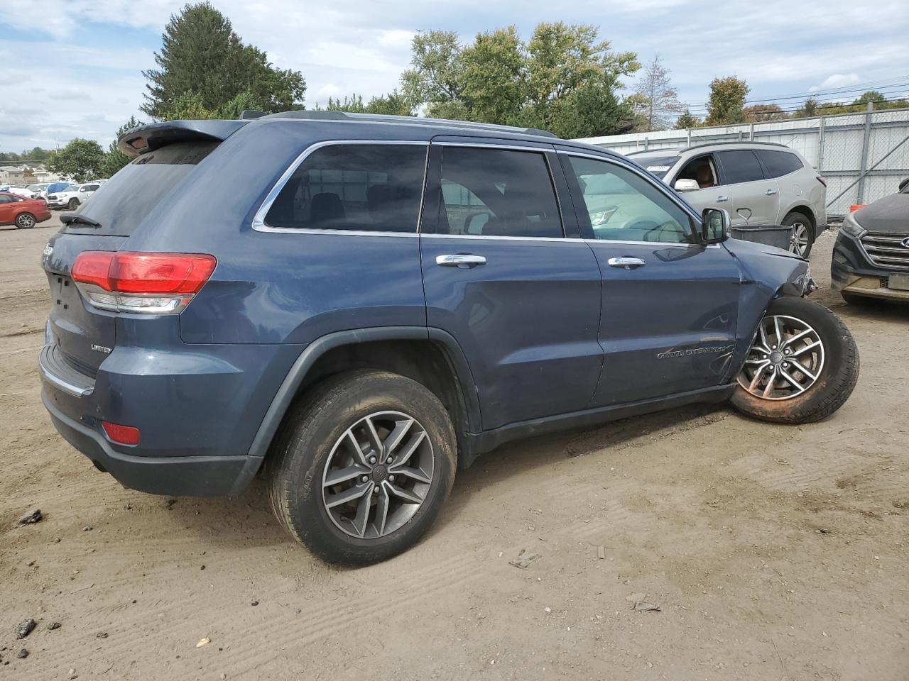 2019 Jeep Grand Cherokee Limited - Image 3