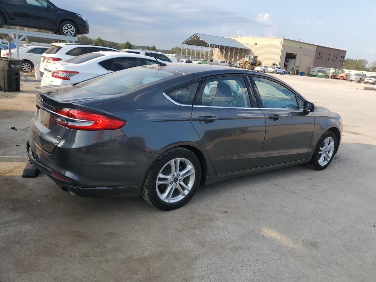 2018 Ford Fusion Se - Фото 3