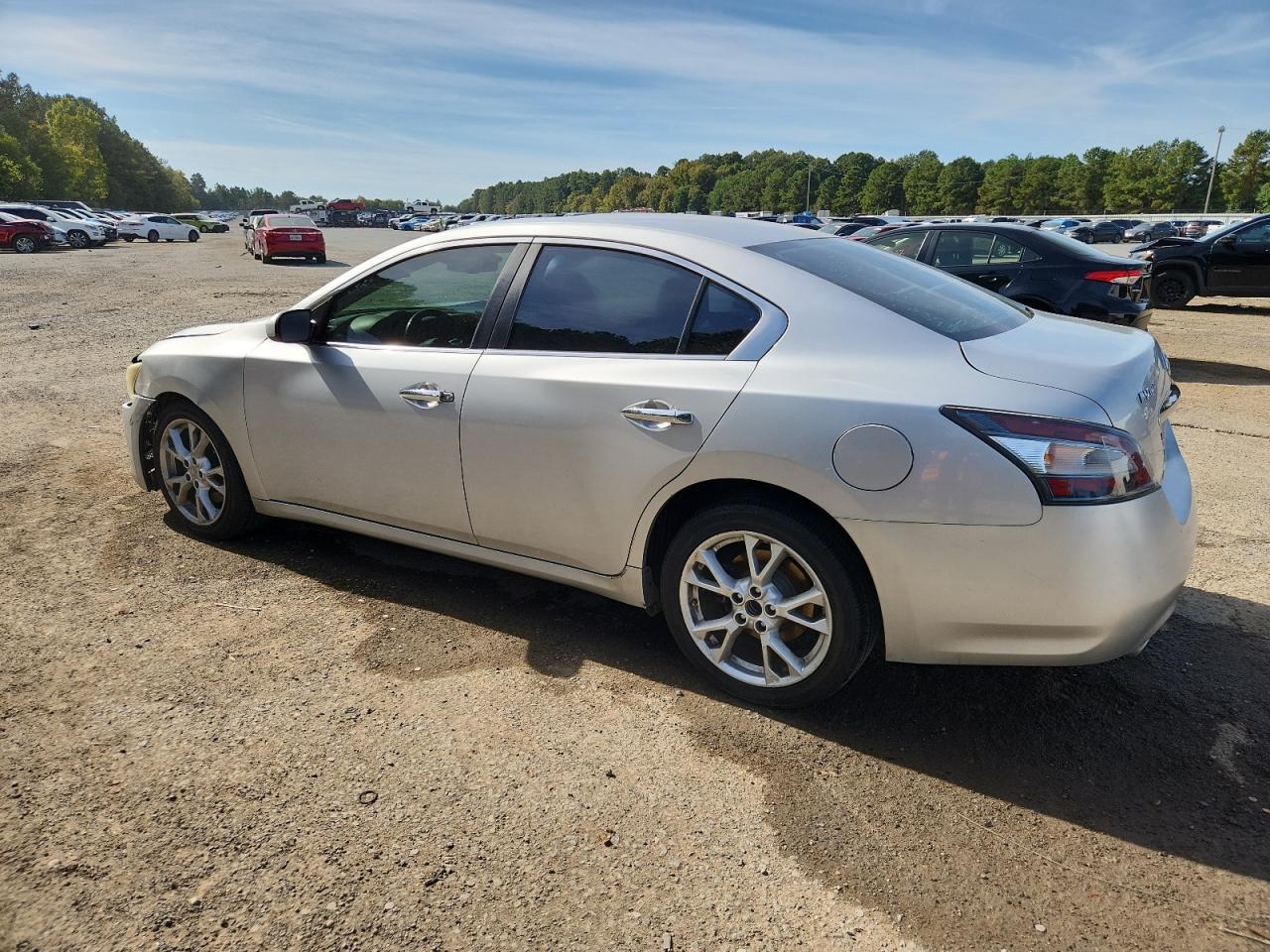 2012 Nissan Maxima S - Image 2