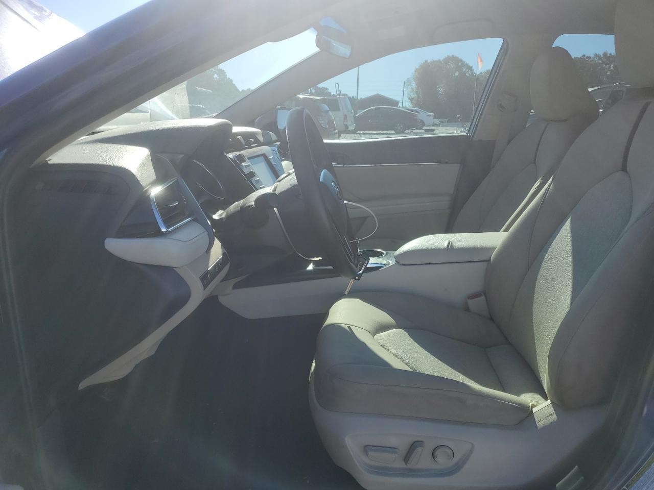 2018 Toyota Camry L - Фото 7