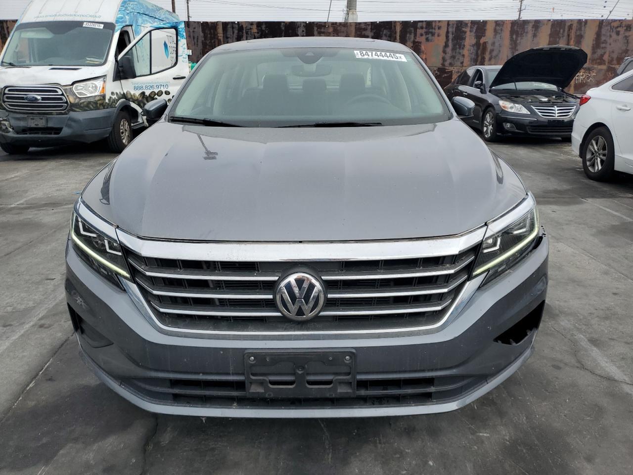 2020 Volkswagen Passat Se - Фото 5