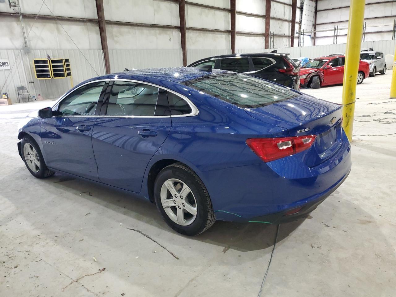 2023 Chevrolet Malibu Ls - Фото 2