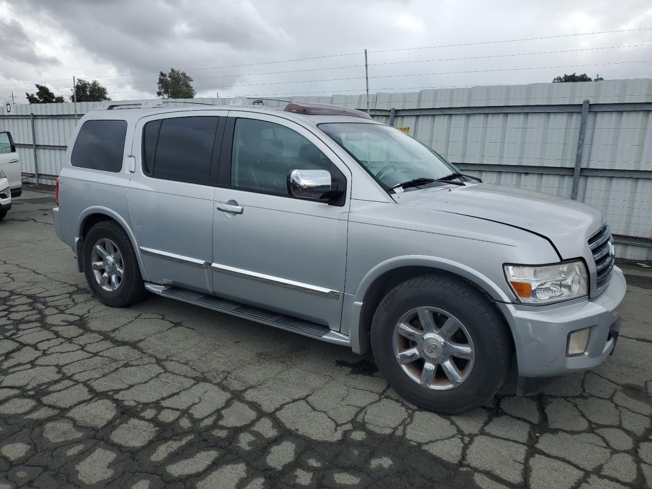 2005 Infiniti Qx56 - Image 4