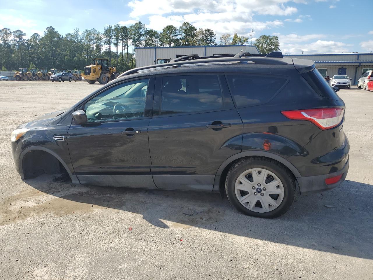 2013 Ford Escape S - Image 2