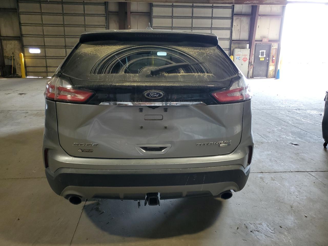2020 Ford Edge Titanium - Image 6