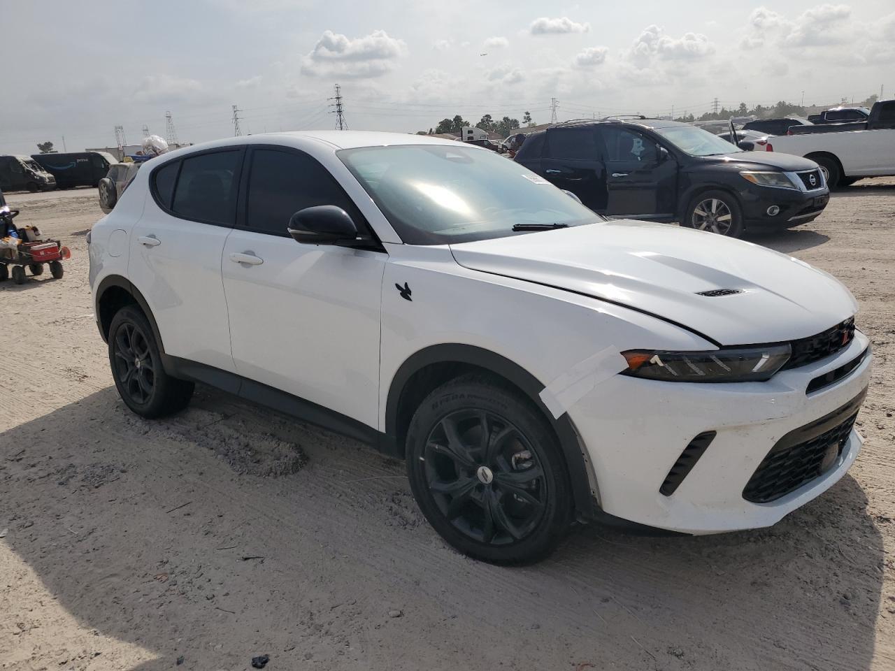 2024 Dodge Hornet Gt - Image 4