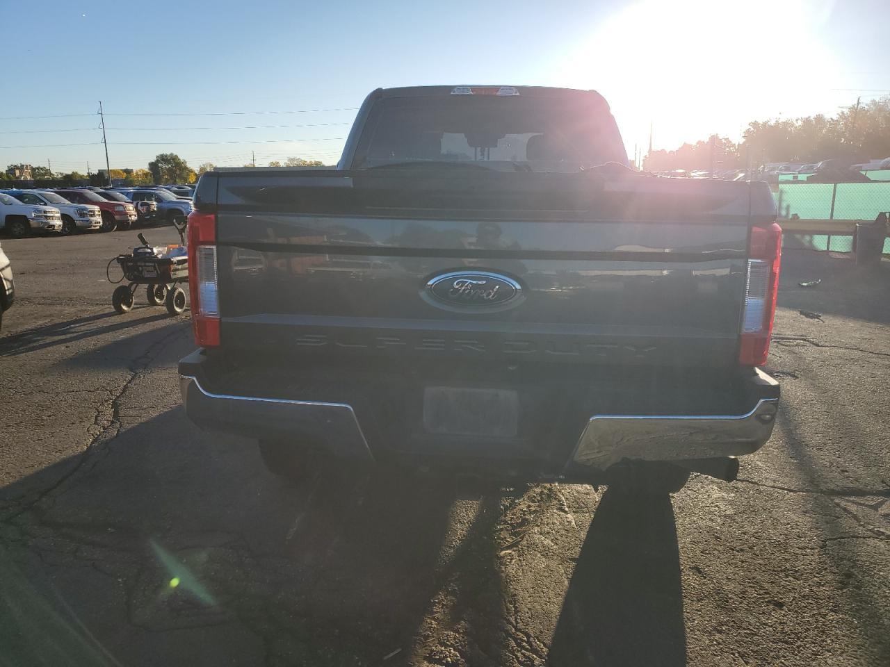 2019 Ford F250 Super Duty - Image 6