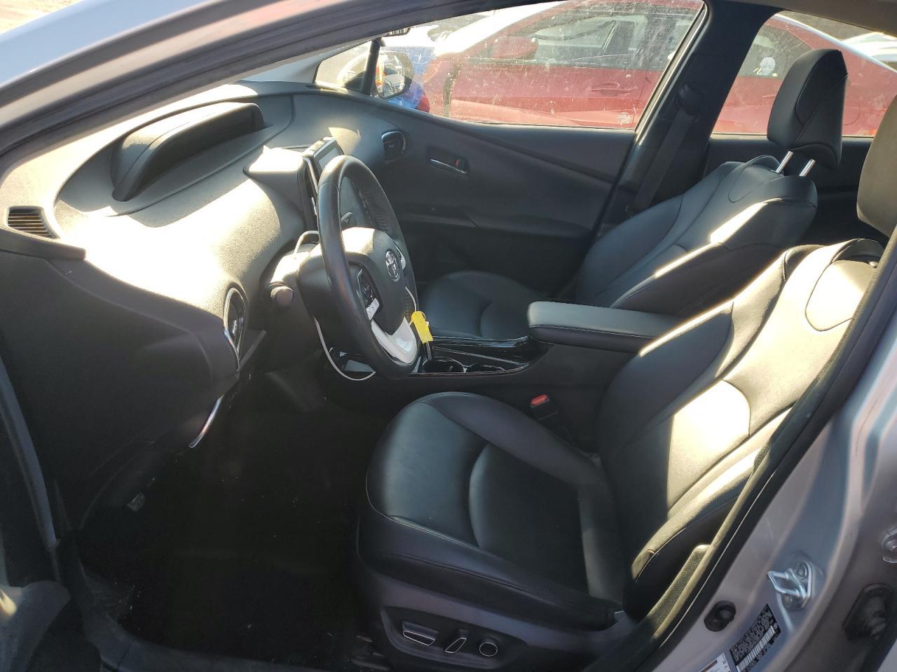 2017 Toyota Prius Prime - Image 7
