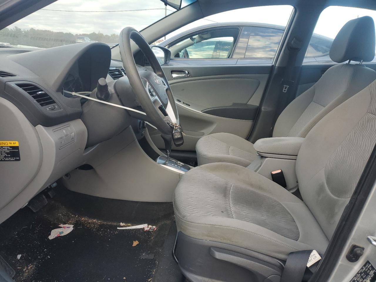 2013 Hyundai Accent Gls - Фото 7