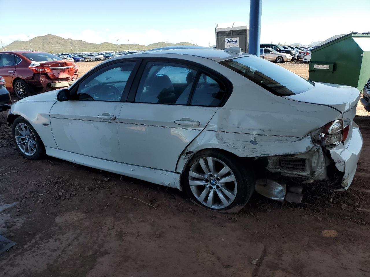 2007 BMW 328 I - Image 2