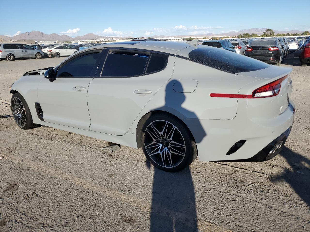 2022 Kia Stinger Gt1 - Image 2