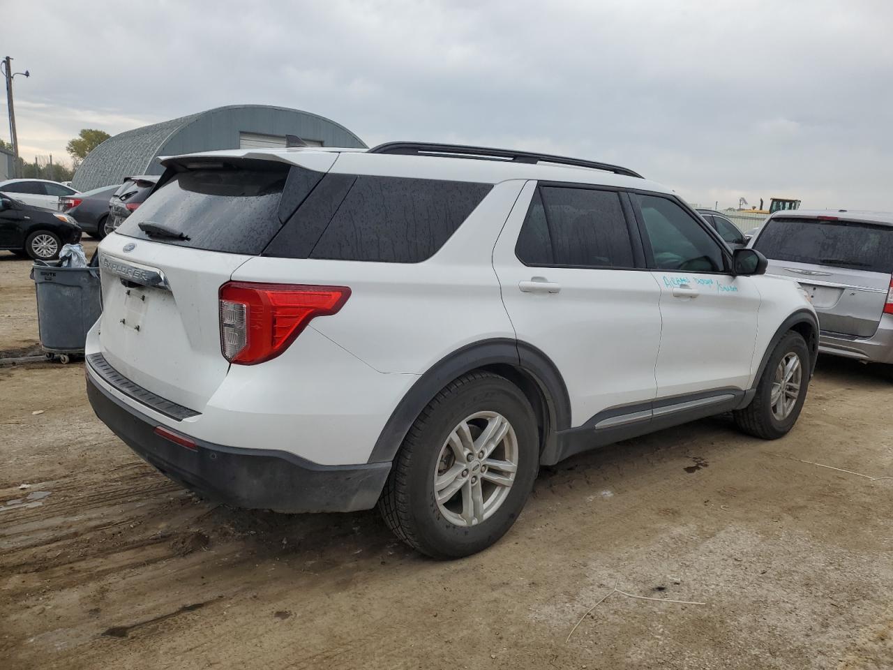 2021 Ford Explorer Xlt - Фото 3