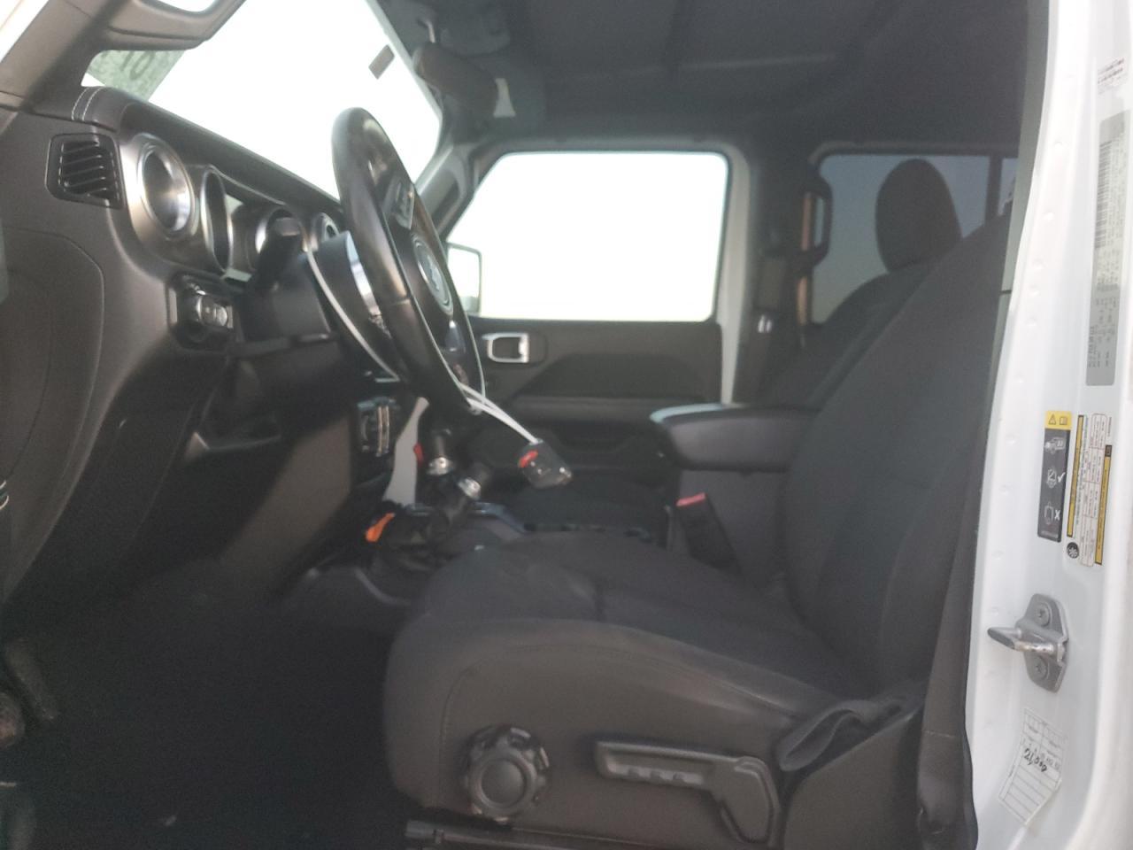 2020 Jeep Wrangler Unlimited Sahara - Фото 7