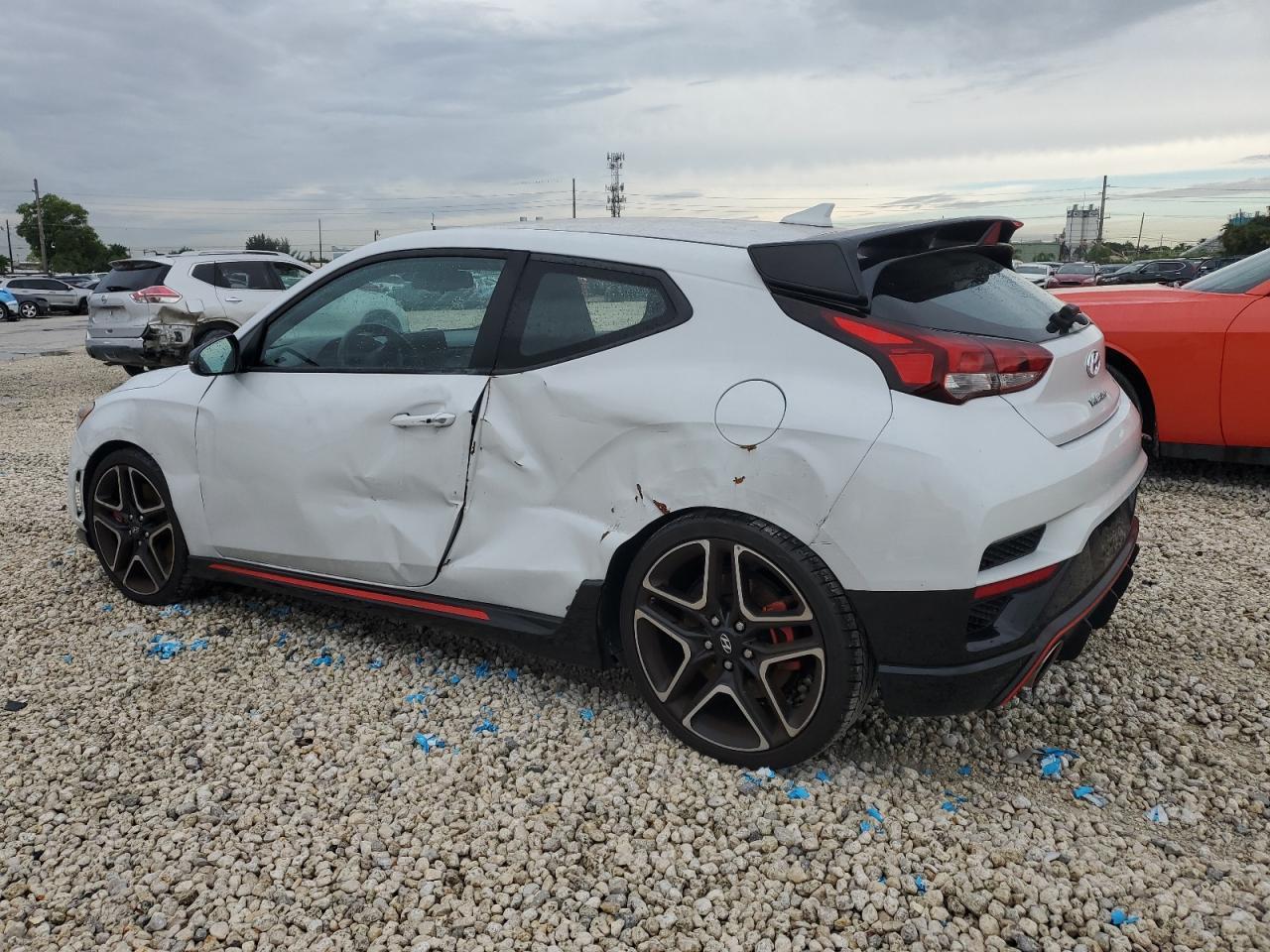 2021 Hyundai Veloster N - Фото 2