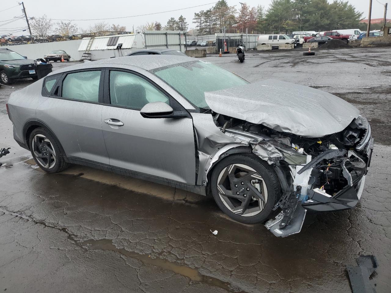 2025 Kia K4 Ex - Image 4
