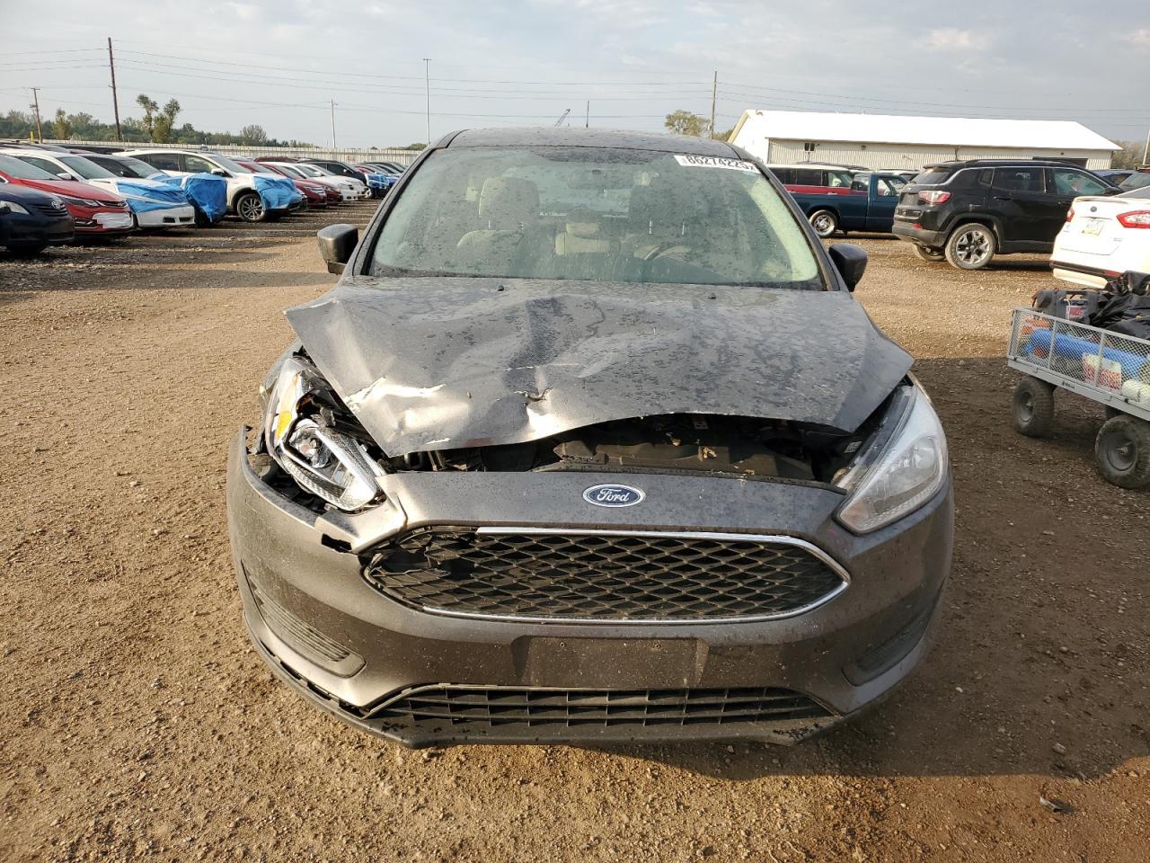 2018 Ford Focus Se - Image 5