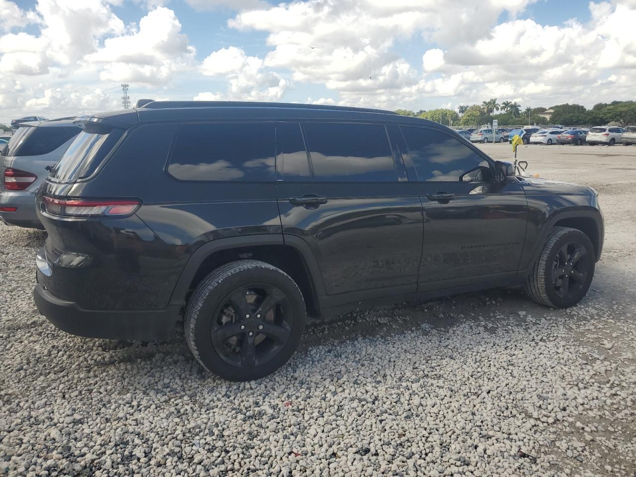 2024 Jeep Grand Cherokee L Limited - Image 3