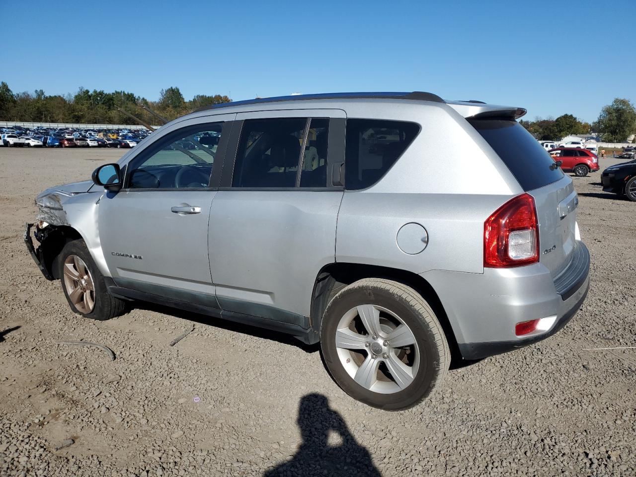 2011 Jeep Compass Sport - Фото 2