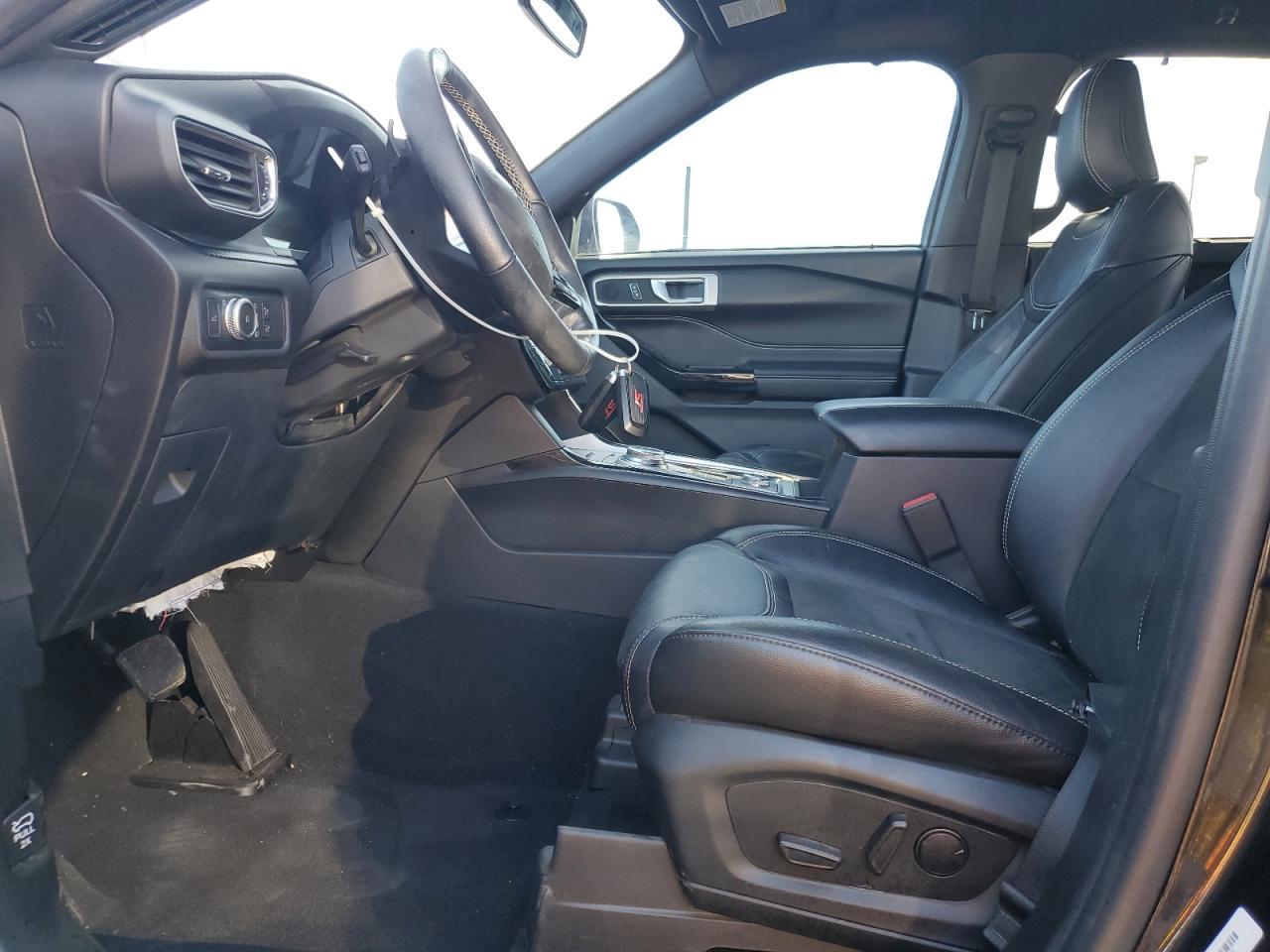 2022 Ford Explorer St - Image 7