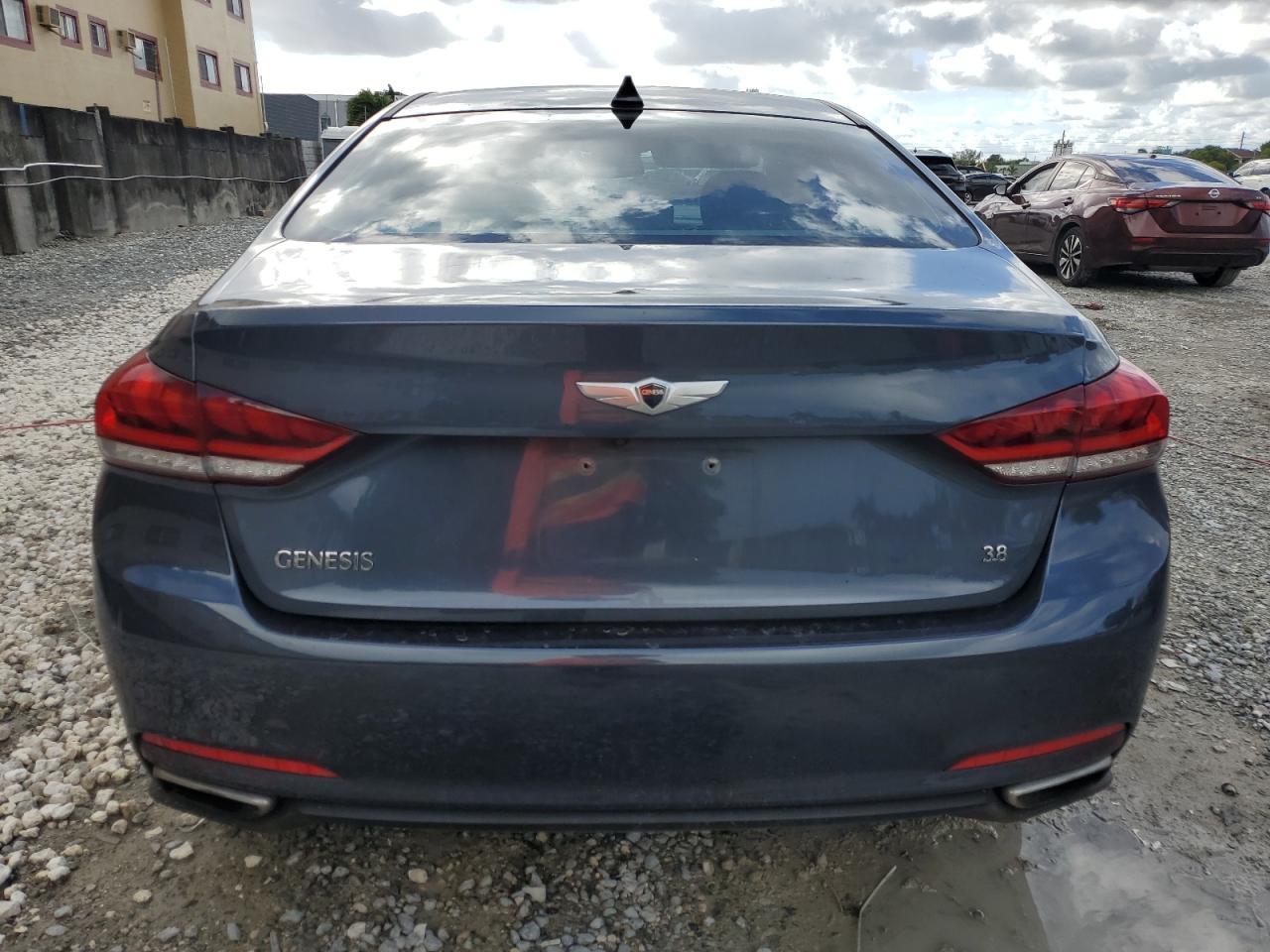2016 Hyundai Genesis 3.8L - Фото 6