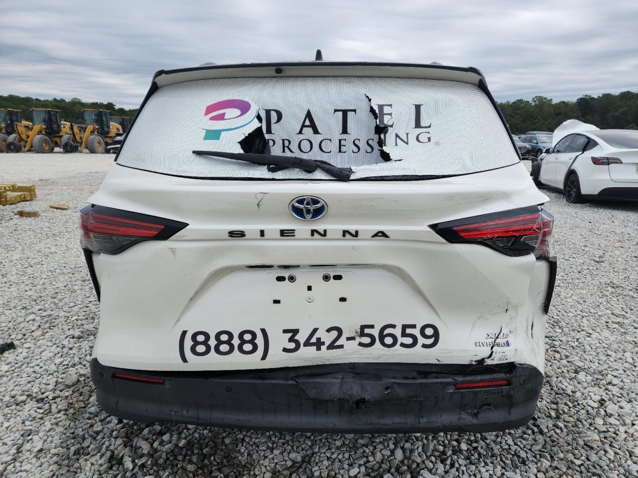 2021 Toyota Sienna Xle - Фото 6
