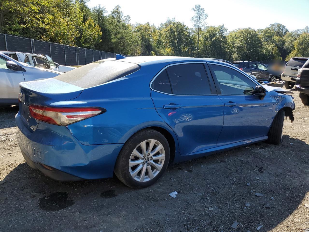 2019 Toyota Camry L - Фото 3