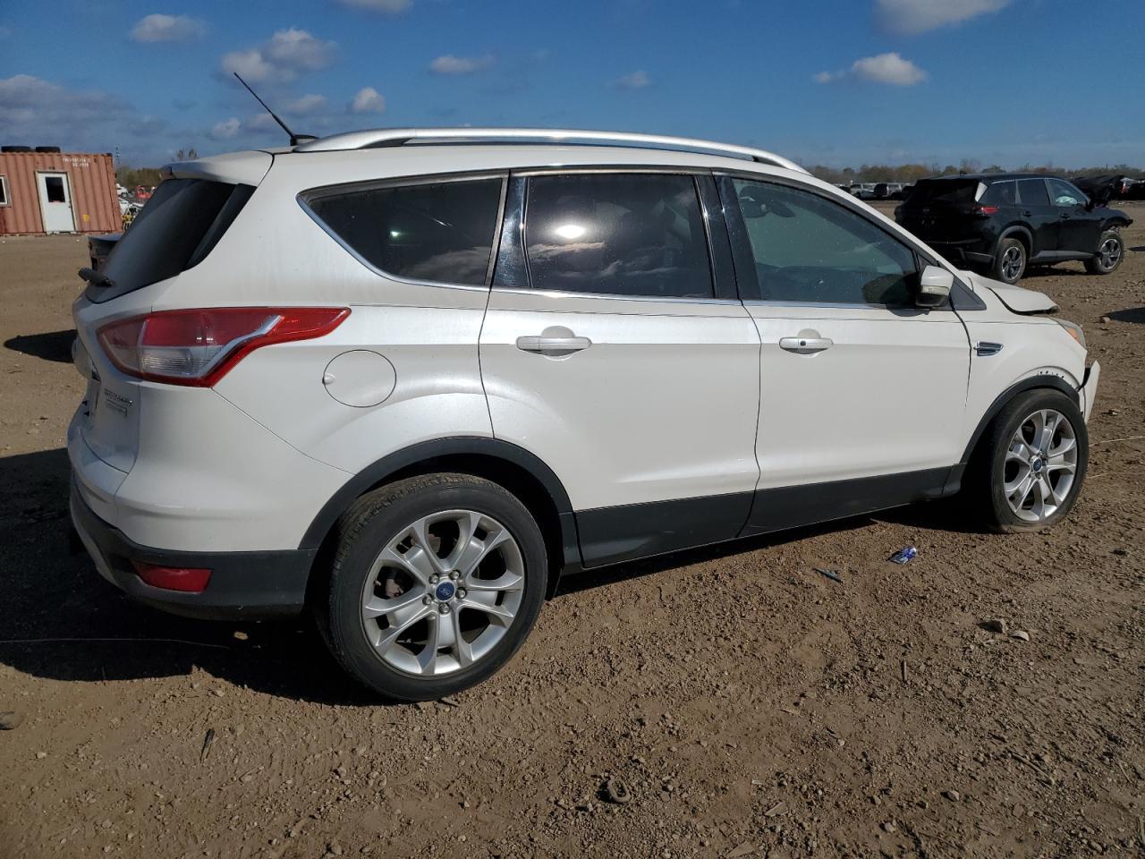 2015 Ford Escape Titanium - Фото 3