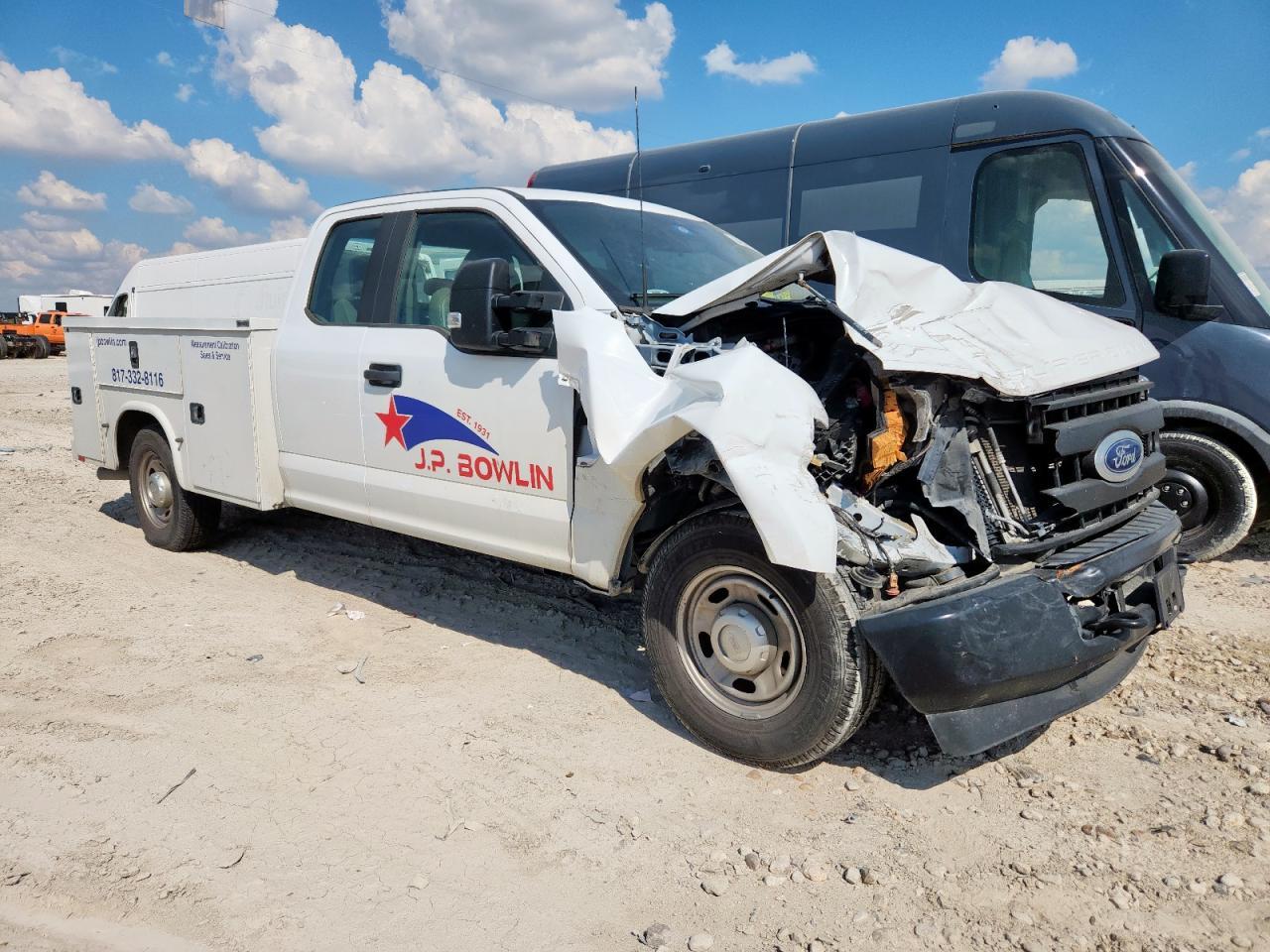 2022 Ford F250 Super Duty - Фото 4