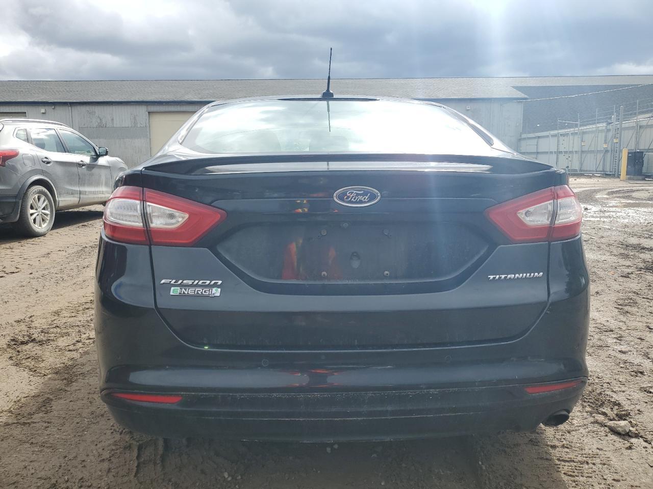 2016 Ford Fusion Titanium Phev - Фото 6