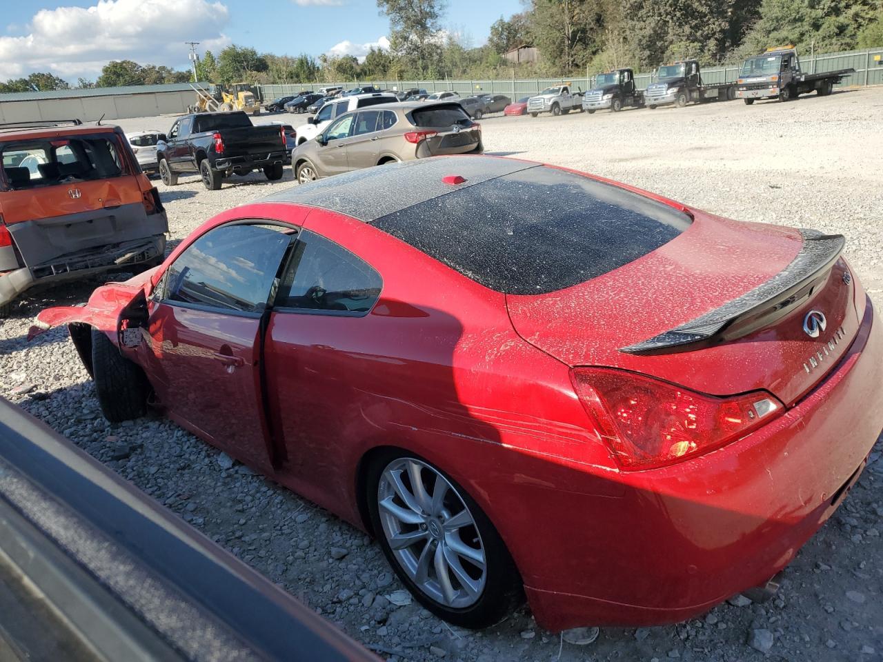 2011 Infiniti G37 - Фото 2