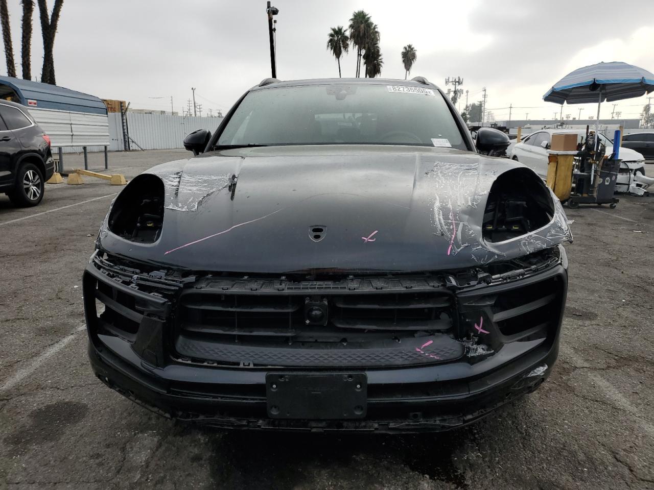 2025 Porsche Macan Base - Image 5