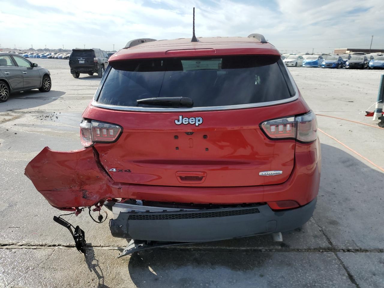 2024 Jeep Compass Latitude - Image 6