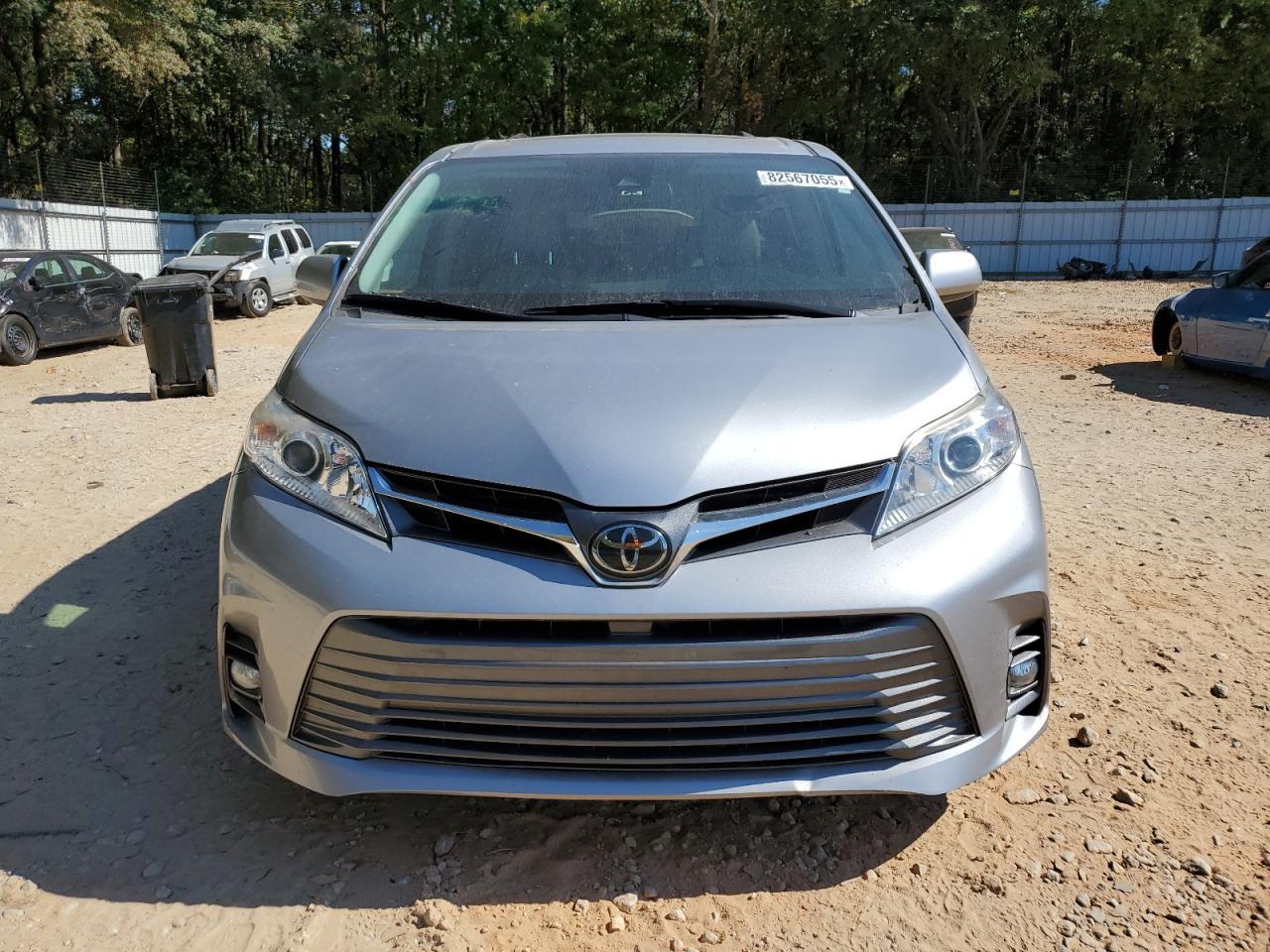 2018 Toyota Sienna Xle - Фото 5