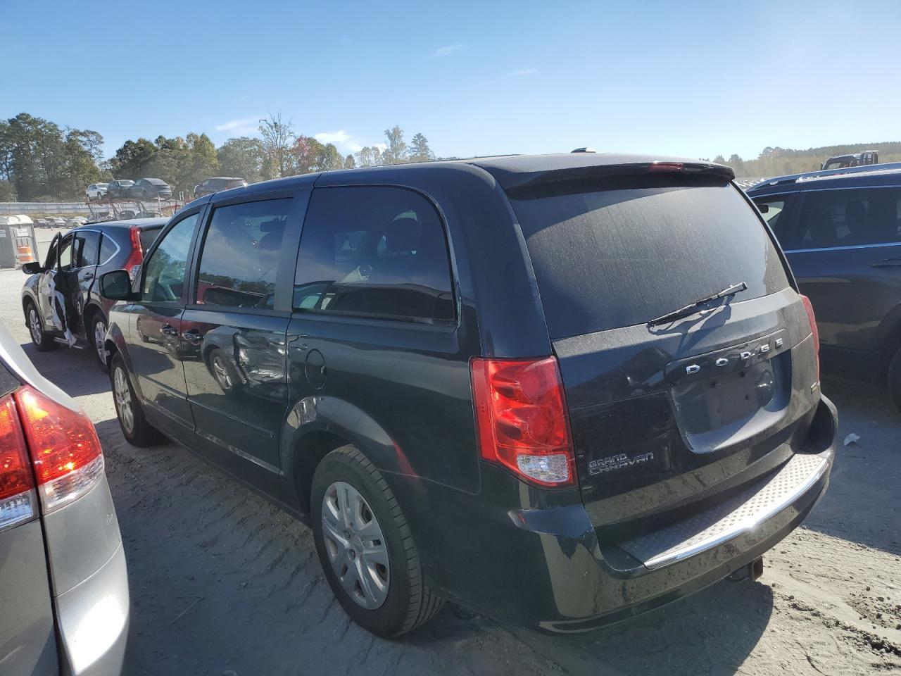 2017 Dodge Grand Caravan Se - Фото 2