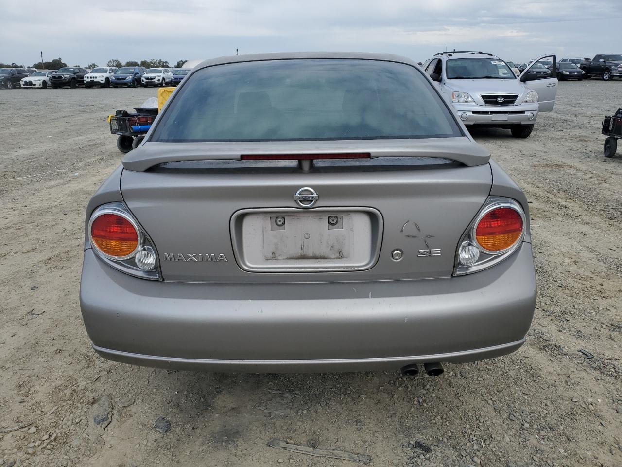 2002 Nissan Maxima Gle - Image 6