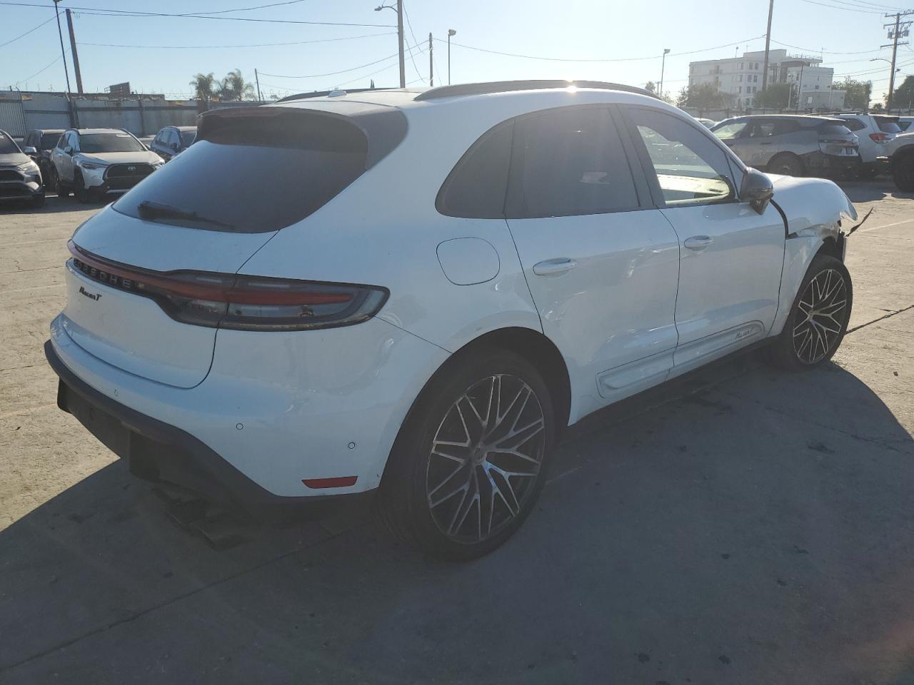 2023 Porsche Macan Base - Фото 3