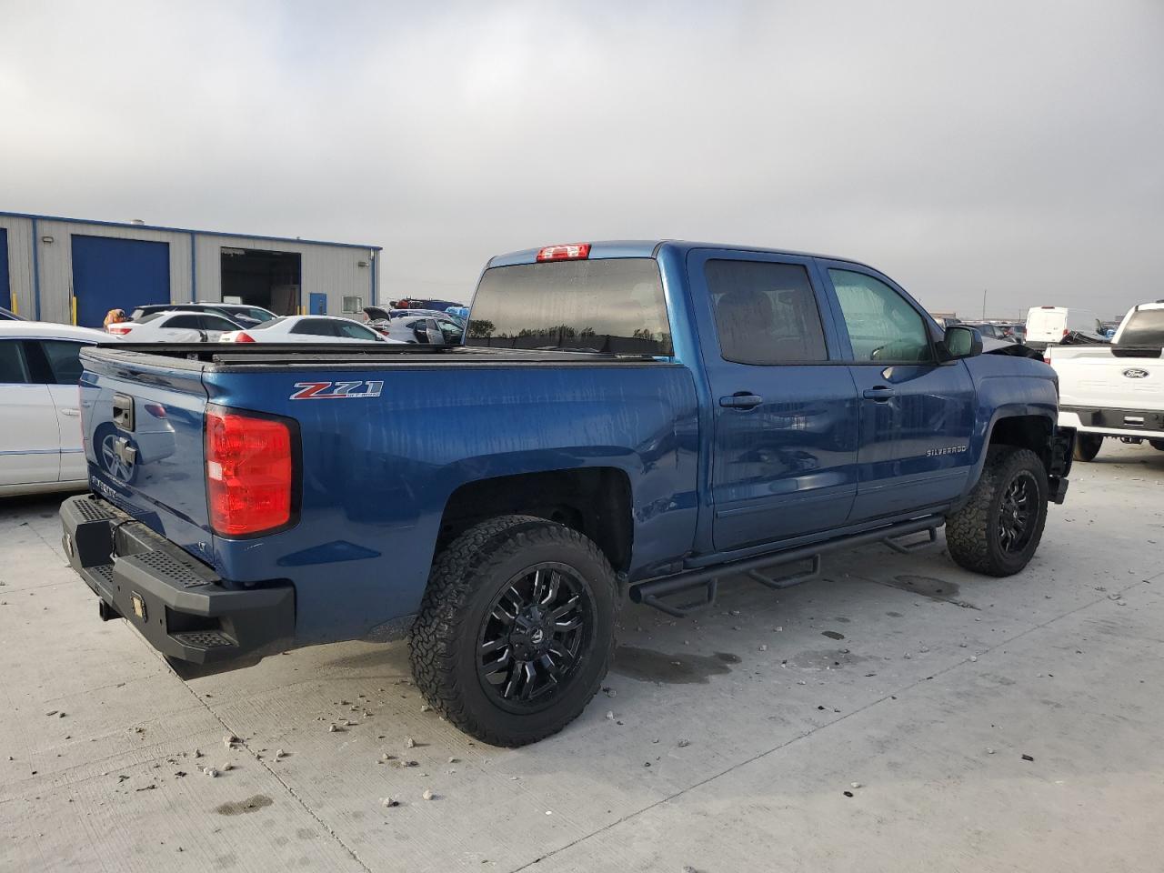 2017 Chevrolet Silverado K1500 Lt - Фото 3