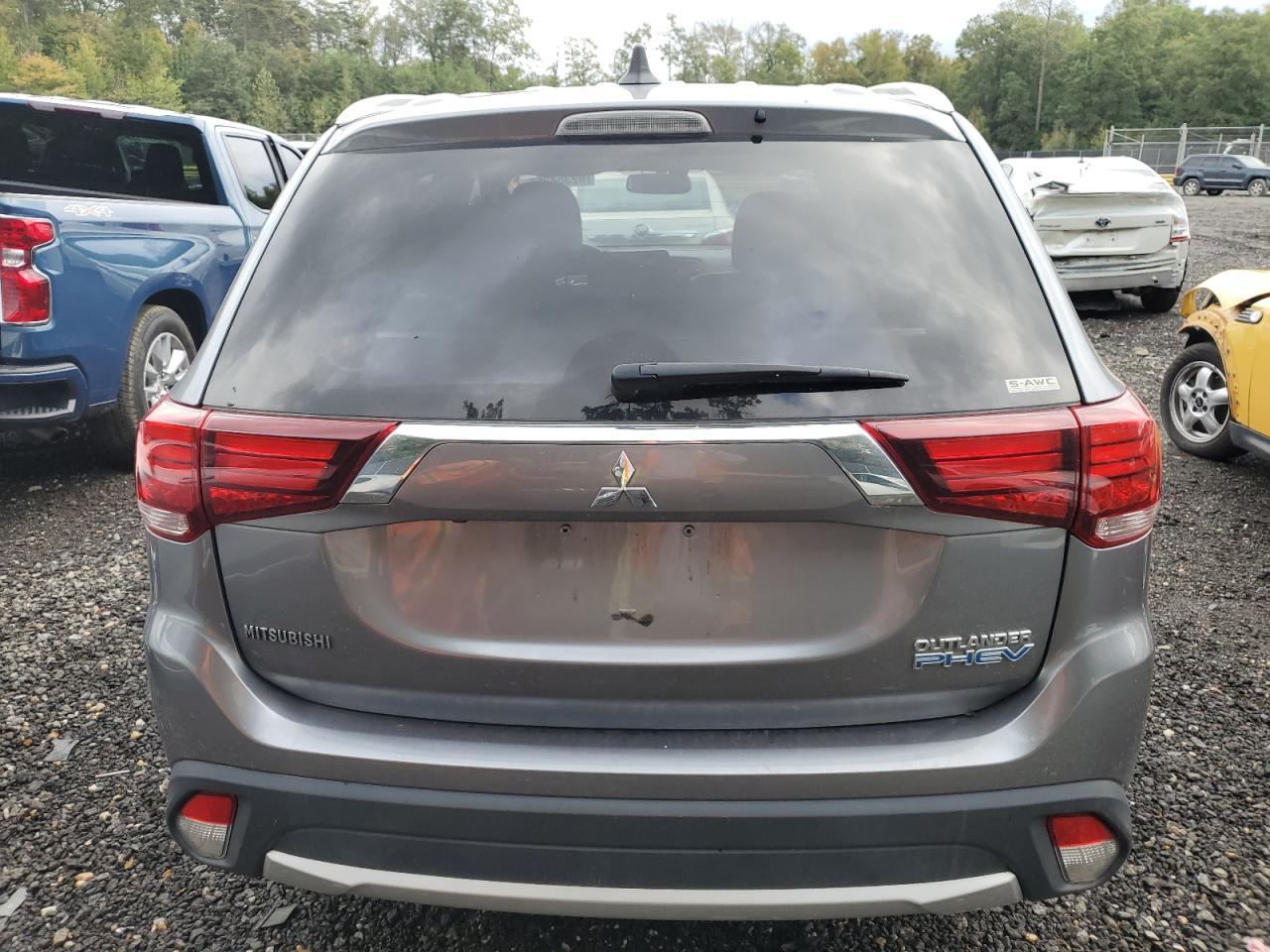 2018 Mitsubishi Outlander Se - Фото 6
