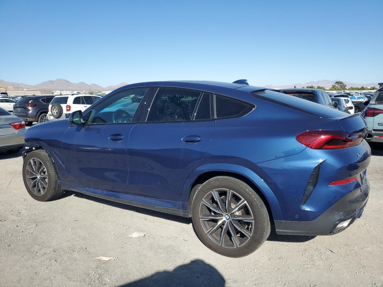 2023 BMW X6 xDrive40I - Фото 2