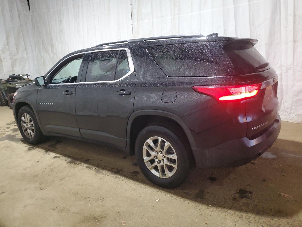 2019 Chevrolet Traverse Lt - Image 2